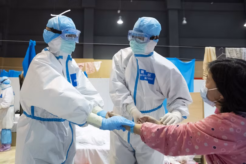 Các chuyên gia Thượng Hải đề xuất 6 tiêu chí cần có để bệnh nhân phải đáp ứng trước khi xuất viện (Ảnh: Tân Hoa xã) Các chuyên gia Thượng Hải đề xuất 6 tiêu chí cần có để bệnh nhân phải đáp ứng trước khi xuất viện (Ảnh: Tân Hoa xã)