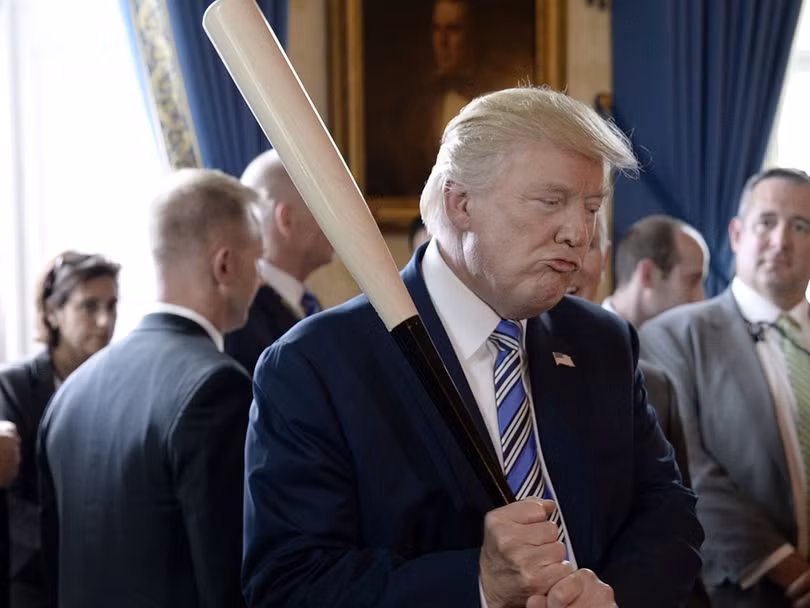 Ông Donald Trump muốn giải quyết gọn vấn đề tranh chấp mậu dịch với Trung Quốc trước khi diễn ra cuộc bầu cử tổng thống vào năm 2020 tới Ông Donald Trump muốn giải quyết gọn vấn đề tranh chấp mậu dịch với Trung Quốc trước khi diễn ra cuộc bầu cử tổng thống vào năm 2020 tới
