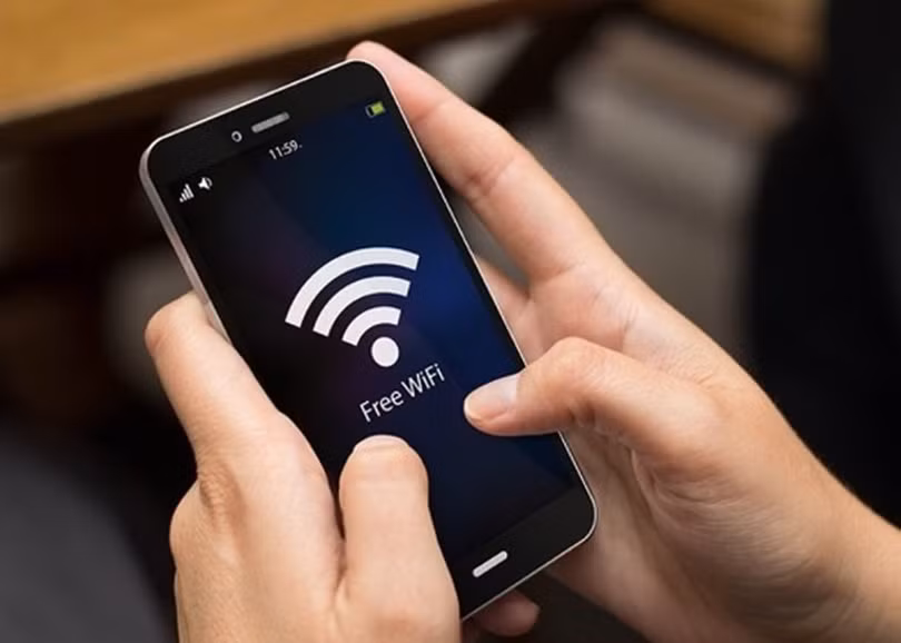 Mạng Wi-Fi giờ đây đã trở nên không thể thiếu đối với nhiều người sử dụng smartphone Mạng Wi-Fi giờ đây đã trở nên không thể thiếu đối với nhiều người sử dụng smartphone