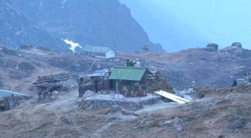 Điểm chốt tiền tiêu của quân đội Ấn Độ ở biên giới Trung - Ấn (Ảnh: Đa Chiều). Điểm chốt tiền tiêu của quân đội Ấn Độ ở biên giới Trung - Ấn (Ảnh: Đa Chiều).