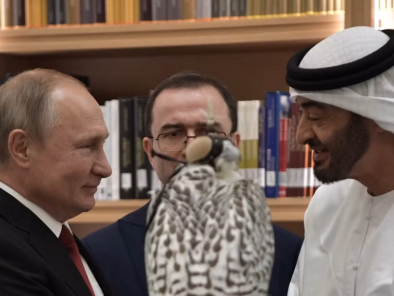 Tổng thống Nga Putin tặng chim Ưng Kamchatka cho Quốc vương Salman của Ả Rập Saudi