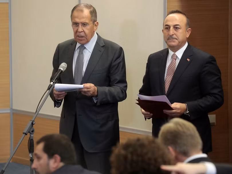 Bộ trưởng Ngoại giao Nga Lavrov đọc nội dung bản thỏa thuận.