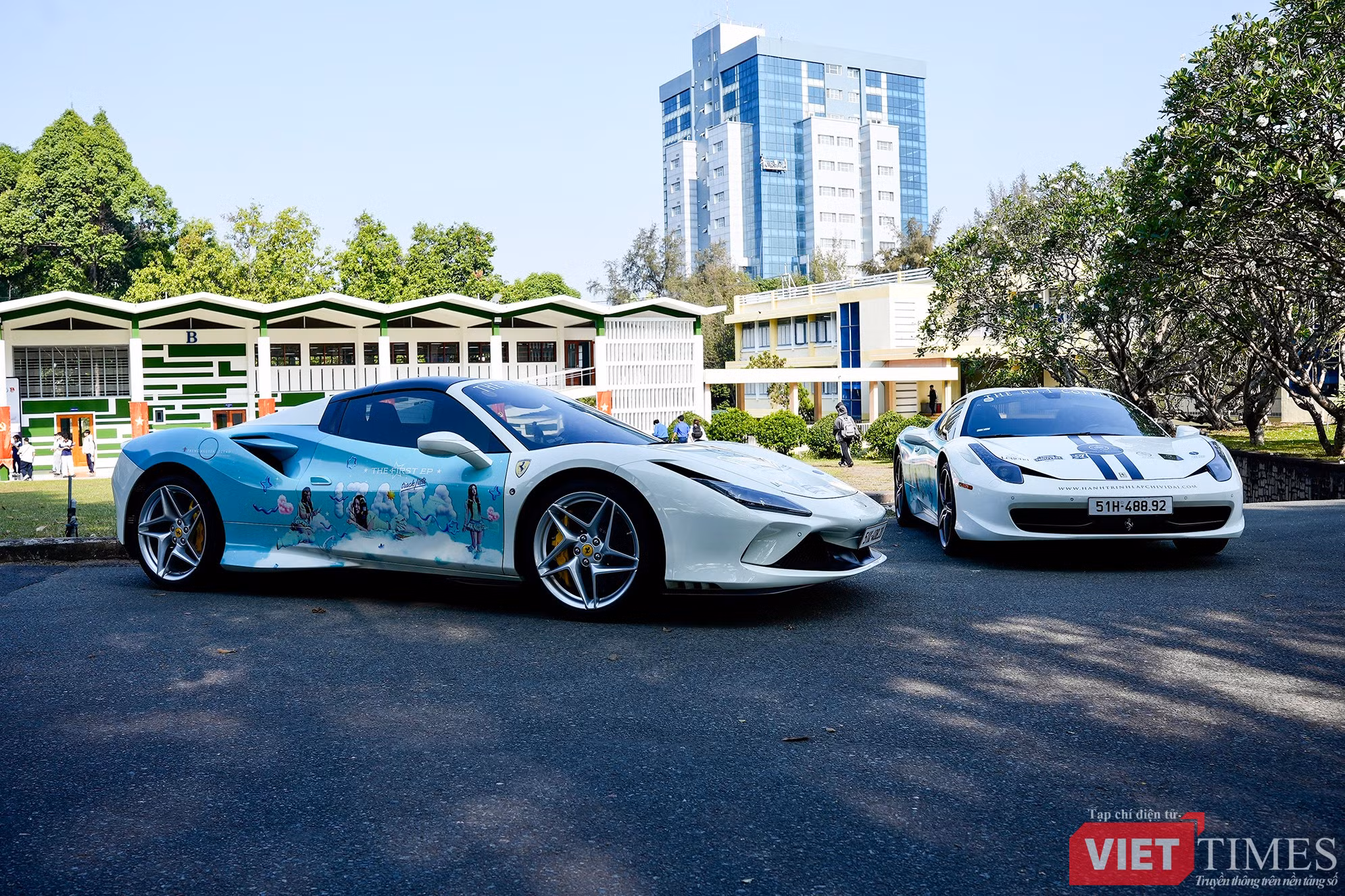 vt-sieu-xe-ferrari-dang-le-nguyen-vu-12.jpg