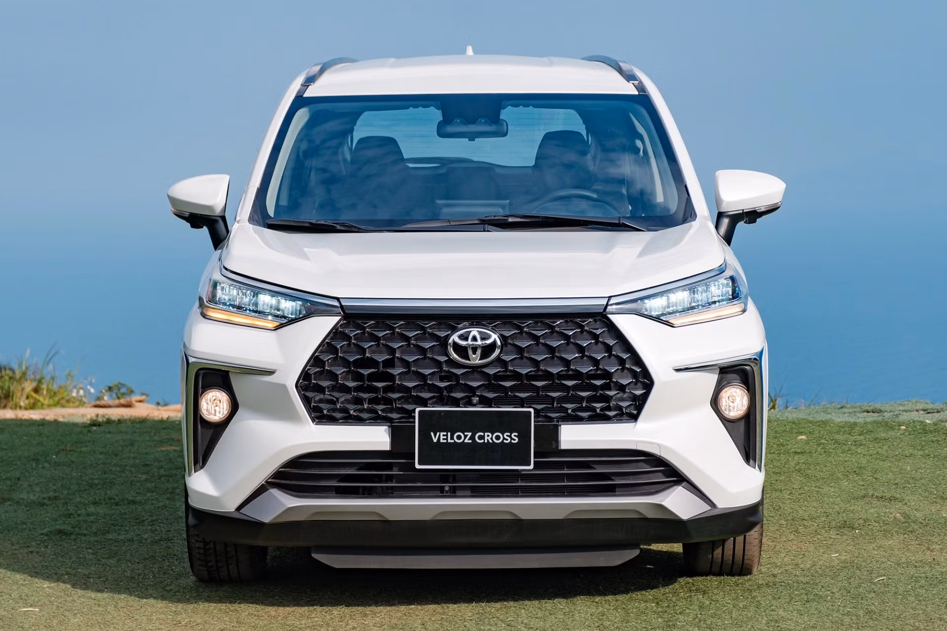 toyota-veloz-cross.jpg