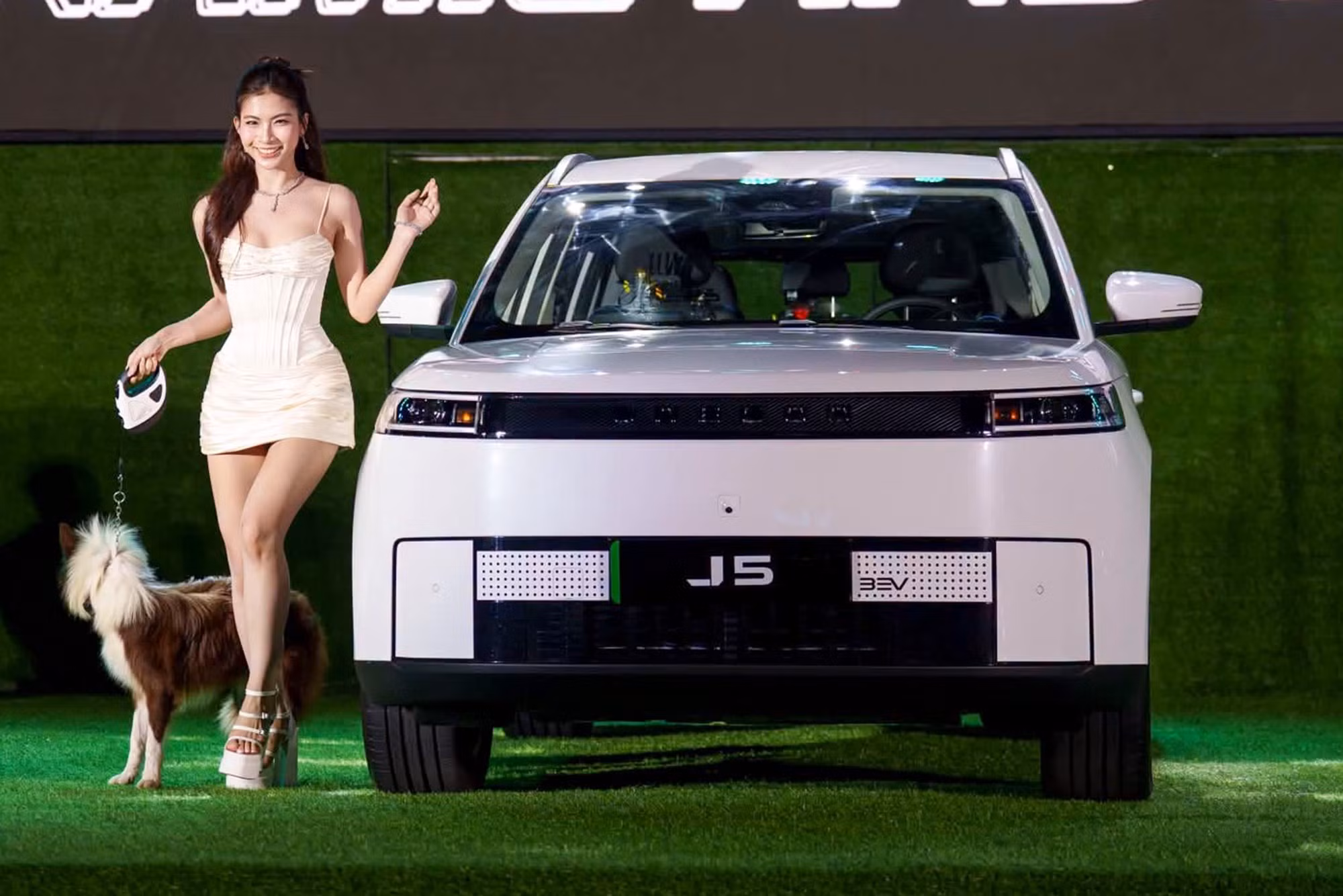 jaecoo-j5-2.jpg