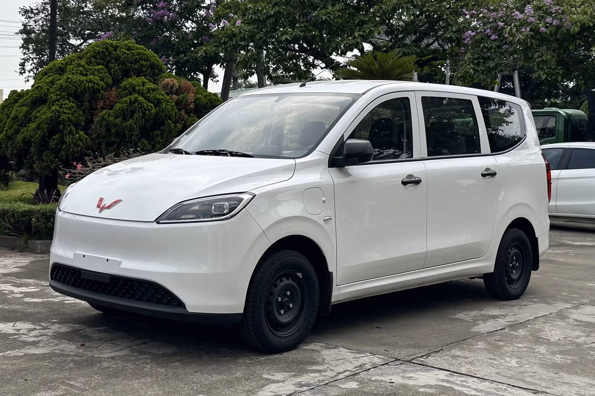 wuling-grango.jpg