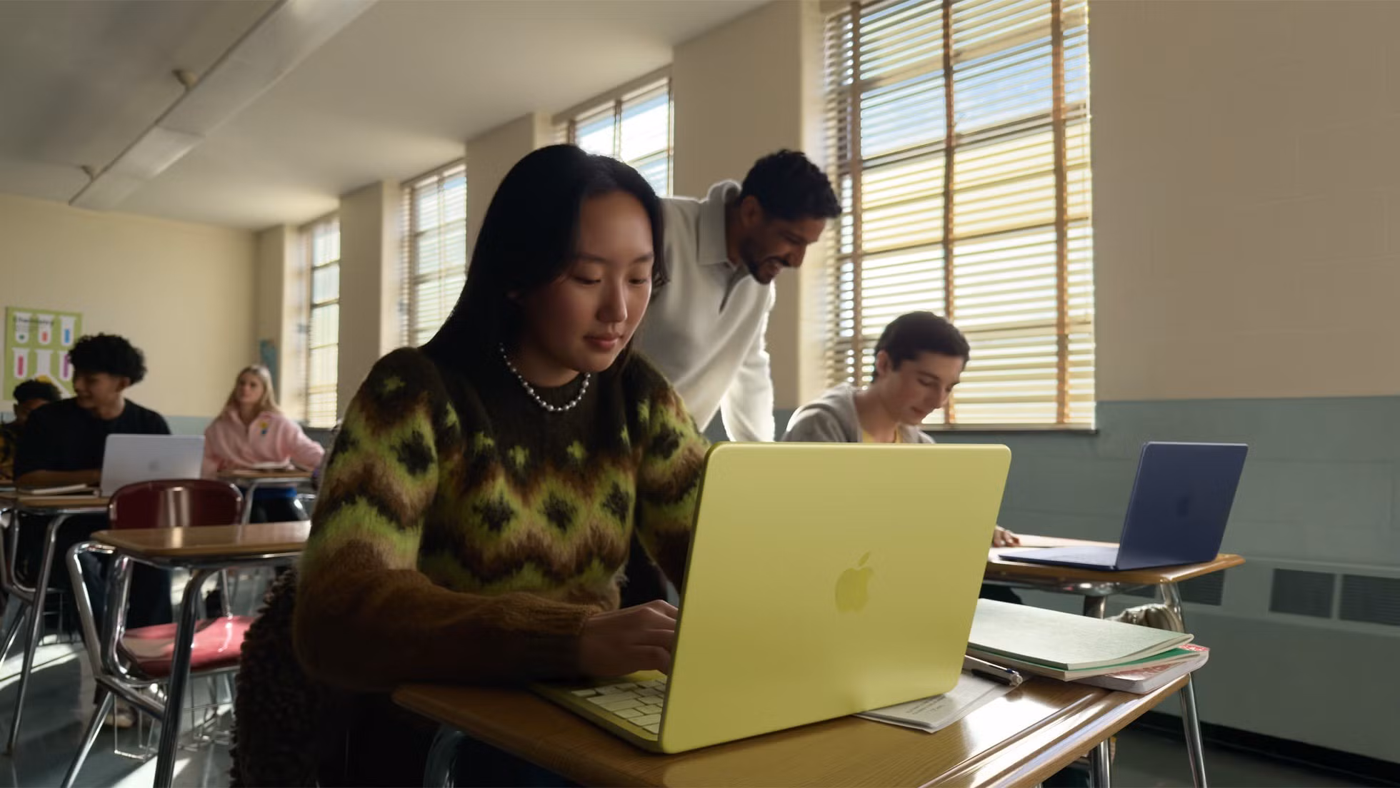 apple-macbook-neo-lifestyle-01-2.jpg