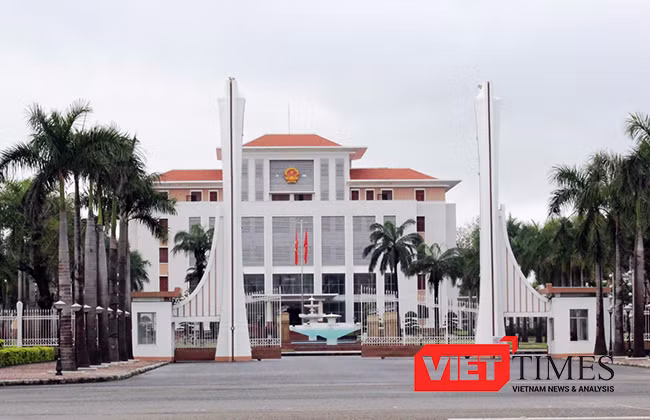  Sở TTTT Quảng Nam vừa phối hợp Trung tâm hành chính công và Xúc tiến đầu tư tỉnh tổ chức tập huấn phần mềm một cửa tập trung cho các cán bộ, công chức địa phương.