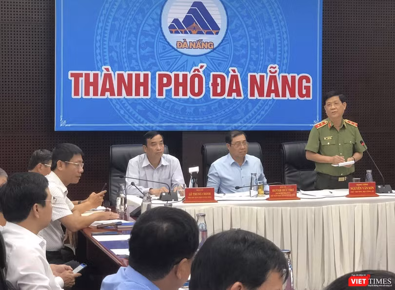 Trung tướng Nguyễn Văn Sơn - Thứ trưởng Bộ Công an phát biểu tại đầu cầu TP Đà Nẵng