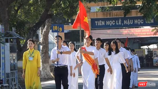 UBND TP Đà Nẵng vừa có thông báo cho học sinh cấp học mầm non và từ lớp 1-11 trên địa bàn được nghỉ học đến ngày 8/3. Riêng học sinh, học viên lớp 12 sẽ đến trường vào ngày 2/3.