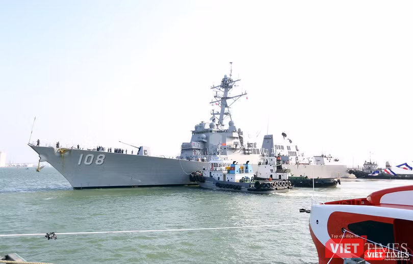 Toàn cảnh chuyến thăm lịch sử của đội tàu sân bay USS Carl Vinson ở Đà Nẵng ảnh 15