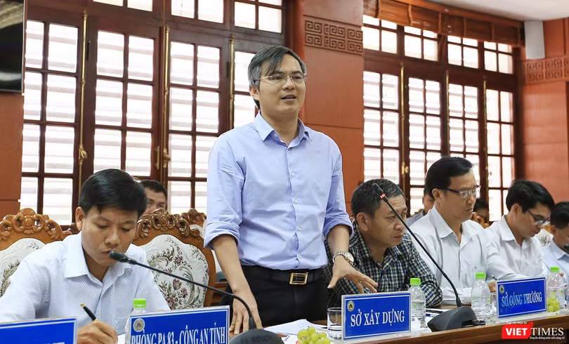 Theo ông Thái Hồng Vũ, Phó Giám đốc Sở Xây Dựng tỉnh Quảng Nam, việc cấp phép đầu tư các dự án chia lô bán nền ở Quảng Nam đều tuân thủ quy định và thông qua Thường vụ Tỉnh ủy mới được cấp phép và kêu gọi đầu tư