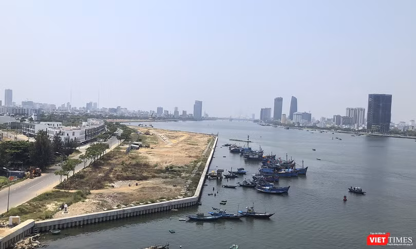 Một góc TP Đà Nẵng nhìn từ sông Hàn