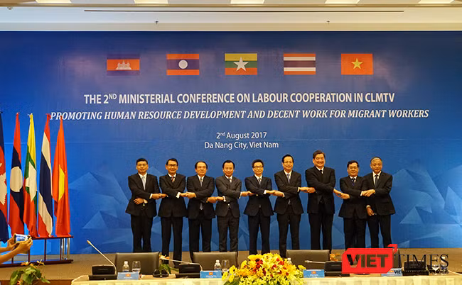 Sáng 2/8, tại Đà Nẵng, Hội nghị Bộ trưởng về Hợp tác lao động 5 nước Tiểu vùng sông Mê Kông lần 2 gồm các nước: Campuchia, Lào, Myanmar, Thái Lan và Việt Nam đã chính thức khai mạc.