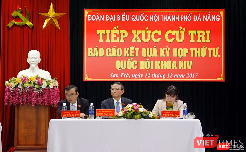 Ngày 12/12, lần đầu tiên Bí thư Thành ủy Đà Nẵng Trương Quang Nghĩa đã có buổi tiếp xúc cử tri với cử tri quận Sơn Trà (Đà Nẵng) với vai trò là đại biểu Quốc hội TP.Đà Nẵng trong khuôn khổ tiếp xúc cử tri của Đoàn đại biểu Quốc hội TP.Đà Nẵng báo cáo kết quả kỳ họp thứ 4, Quốc hội khóa 14.