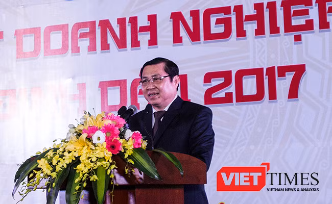 Bí thư Đà Nẵng, Nguyễn Xuân Anh, Tôn vinh, Doanh nghiệp, tiêu biểu, VietTimes, Huỳnh Đức Thơ, công chức, minh bạch