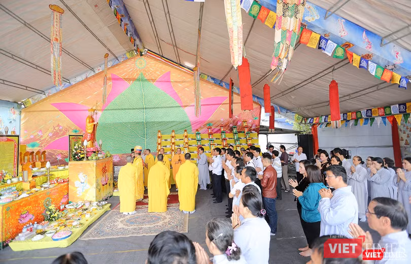 Tưởng niệm các liệt sỹ Gạc Ma: Mẹ lại khóc bên bài vị con ảnh 10