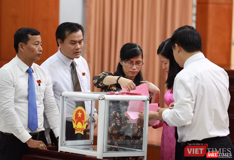Kiểm phiếu công khai