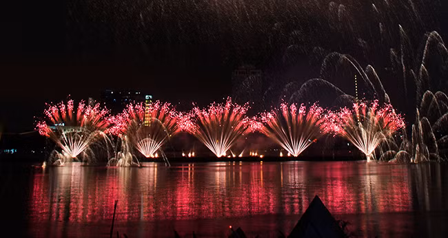 Mãn nhãn đêm khai mạc Lễ hội pháo hoa quốc tế Đà Nẵng 2017