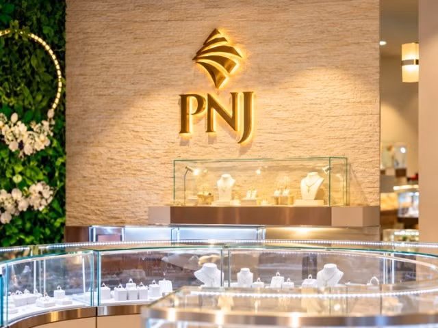 Cổ phiếu PNJ 'cháy hàng' sau chuỗi phiên giảm sâu