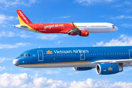 Cùng bay trên một bầu trời, Vietnam Airlines và Vietjet có cách kiếm tiền khác nhau thế nào?