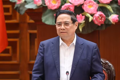 Thủ tướng yêu cầu hoàn thiện thể chế, công nghệ cho dự án đường sắt tốc độ cao và điện hạt nhân