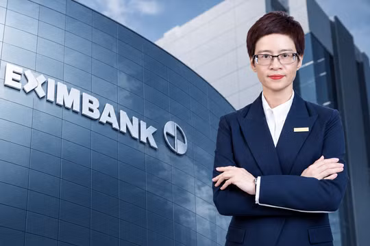 Bà Phạm Thị Huyền Trang - Tổng giám đốc Eximbank