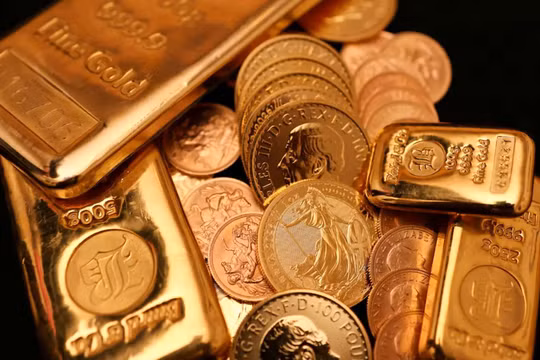 Giá vàng thế giới sáng 7/9 tiếp tục điều chỉnh, lùi về 4.396 USD/ounce. Ảnh: Reuters.