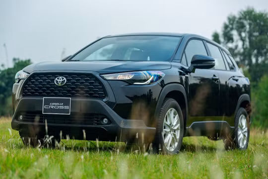 Ô tô Corolla Cross bung túi khí khi chưa va chạm, Toyota Việt Nam lý giải thế nào?