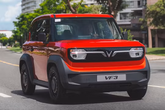 Bán hơn 105.000 xe sau 2 năm, VinFast VF 3 đang thay đổi thị trường ô tô giá rẻ Việt Nam ra sao?