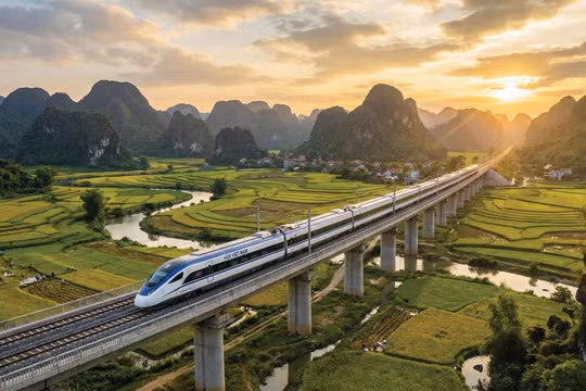 Đường sắt tốc độ cao Bắc - Nam. Ảnh AI
