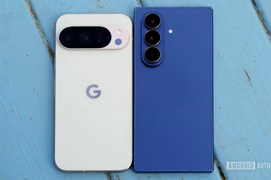 Một số điện thoại Android có cổng hồng ngoại để điều khiển TV, điều hòa và thiết bị gia dụng. Ảnh: Android Authority.