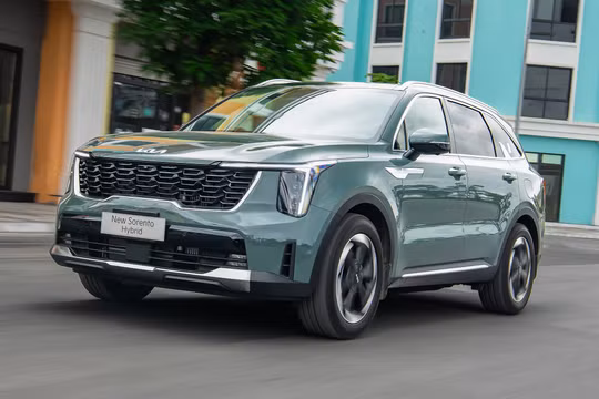 Tung bộ đôi hybrid mới, Kia làm gì để cạnh tranh được với xe Nhật và Trung Quốc?