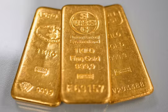 Giá vàng thế giới sáng 21/10 giảm xuống 4.117 USD/ounce, thấp hơn khoảng 17 USD/ounce so với sáng 20/10. Ảnh: Getty.