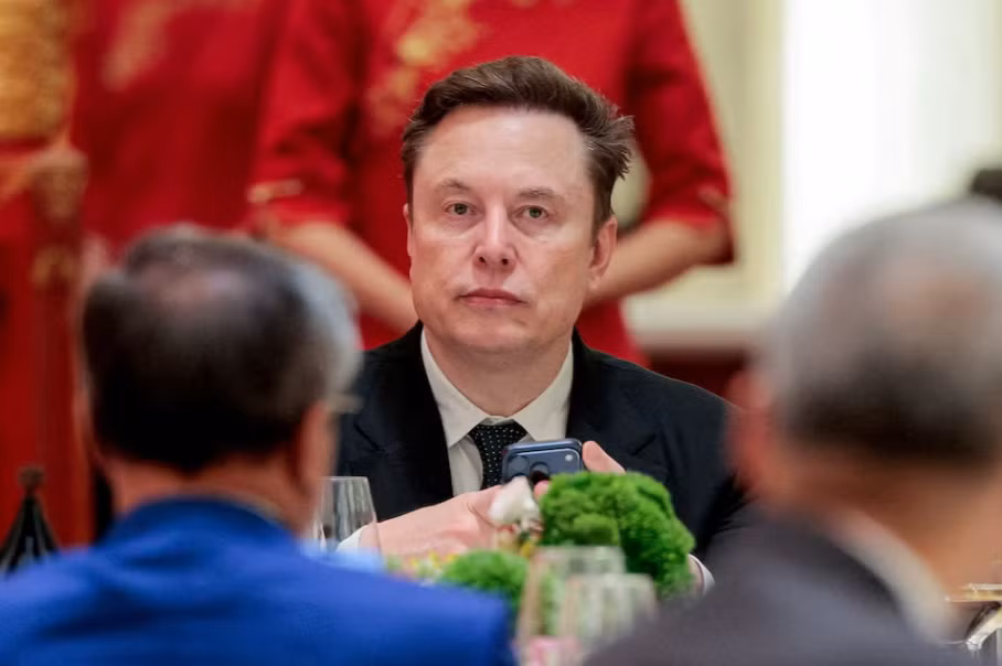 co-may-in-tien-giup-elon-musk-tro-thanh-nghin-ty-phu-dau-tien-tren-the-gioi-2.png