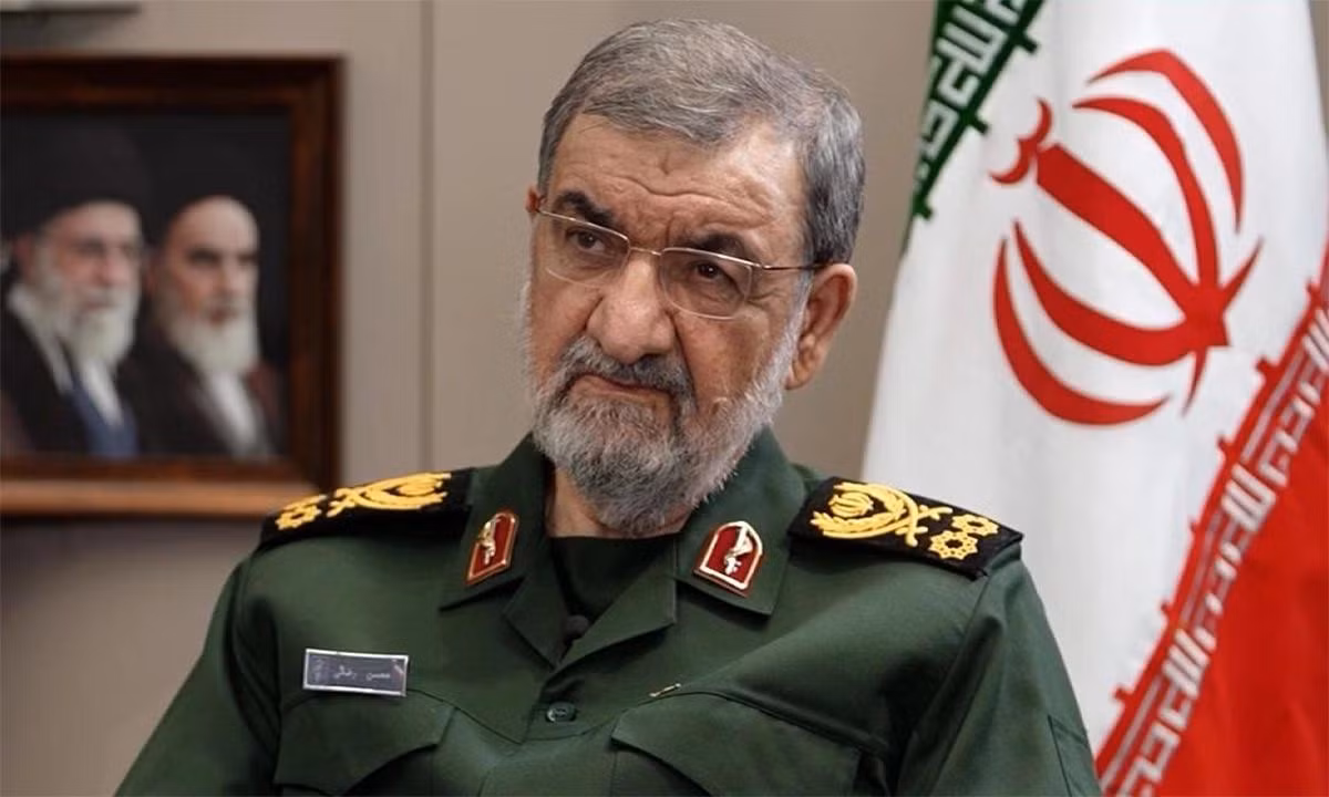mohsen-rezaee-cuu-tu-lenh-irgc-vua-duoc-iran-dua-len-ghe-an-ninh-toi-cao-la-ai.jpg