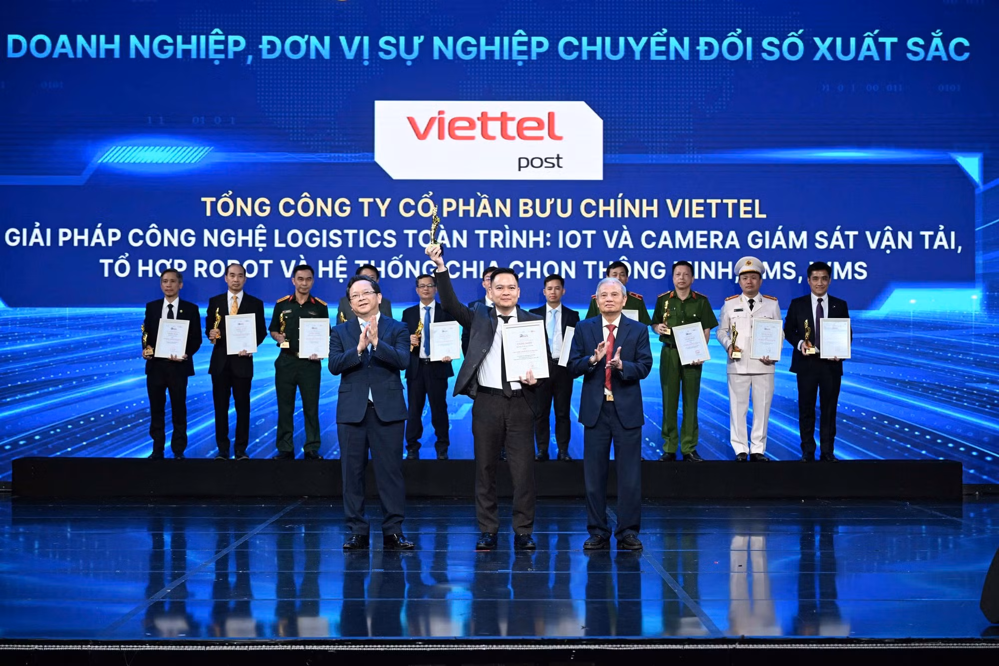 viettel-post.jpg