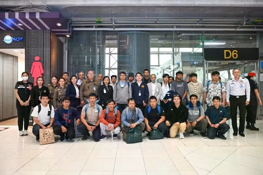 thuy-thu-thai-lan-ke-lai-ac-mong-o-hormuz-biet-co-the-bi-tan-cong-nhung-van-phai-di-5.jpg