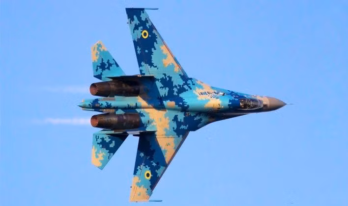 Su-27 của Không quân Ukraine (Ảnh: Military Watch) Su-27 của Không quân Ukraine (Ảnh: Military Watch)