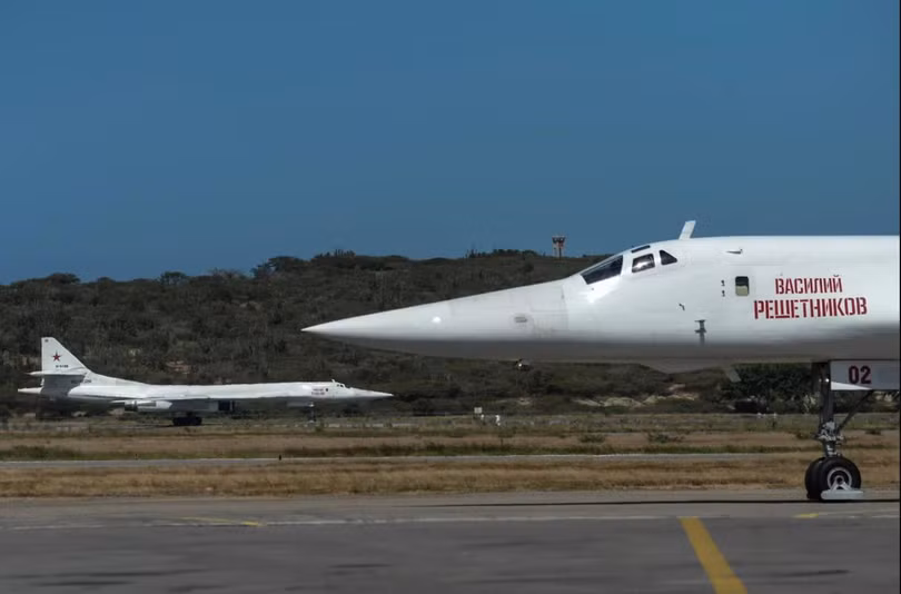 Nga từng điều một cặp máy bay ném bom Tu-160 tới Venezuela vào năm 2018 (Ảnh: AP) Nga từng điều một cặp máy bay ném bom Tu-160 tới Venezuela vào năm 2018 (Ảnh: AP)