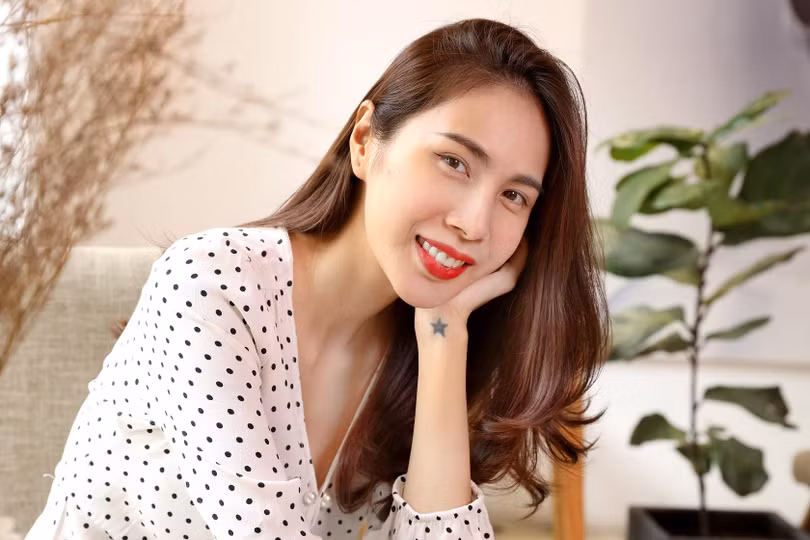 Ca sĩ Thủy Tiên. Ca sĩ Thủy Tiên.