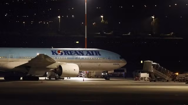 Trừ hành khách người Israel, những người khác trên máy bay phải quay trở lại Hàn Quốc (Ảnh: Guancha) Trừ hành khách người Israel, những người khác trên máy bay phải quay trở lại Hàn Quốc (Ảnh: Guancha)