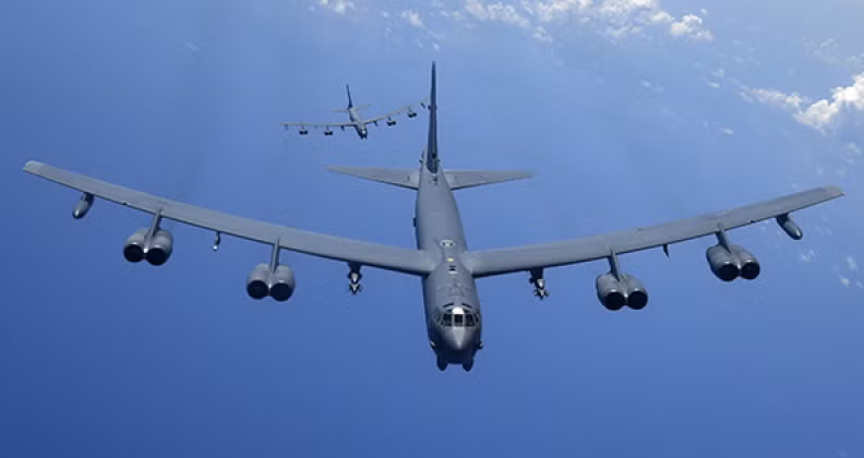Máy bay ném bom chiến lược B-52H của Không quân Mỹ. Ảnh: MW.