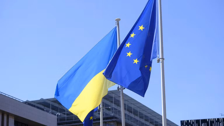 Sự việc diễn ra sau khi chánh văn phòng của Tổng thống Ukraine từ chức vì bê bối tham nhũng. Ảnh: Getty.