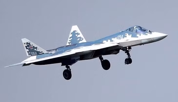 Chiến đấu cơ thế hệ thứ 5 Su-57 của Nga. Ảnh: MW.