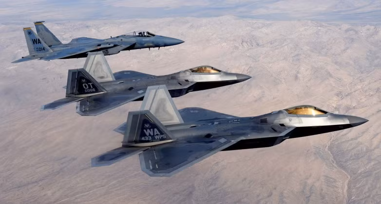 F-22 Raptor Vì sao chiến đấu cơ tối tân nhất của Mỹ lại trở thành chương trình thất bại, đắt đỏ 2.jpg