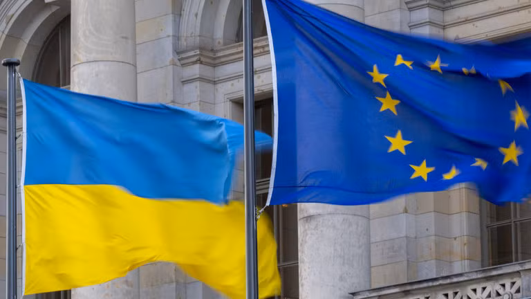 Điện Kremlin cho rằng EU đang cố gắng cản trở nỗ lực ngoại giao giữa Mỹ và Nga để kéo dài xung đột ở Ukraine. Ảnh: Getty.