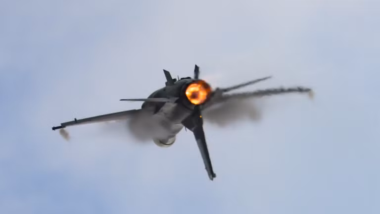 Vụ việc mới nâng tổng số chiến đấu cơ F-16 bị rơi ở Ukraine lên con số 2. Ảnh: Getty.