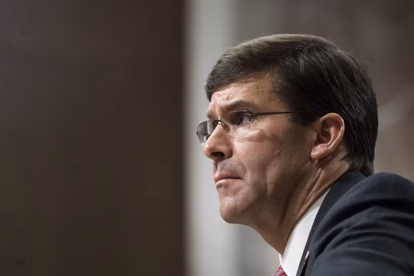 Bộ trưởng Quốc phòng Mỹ Mark Esper (Ảnh: Bloomberg)