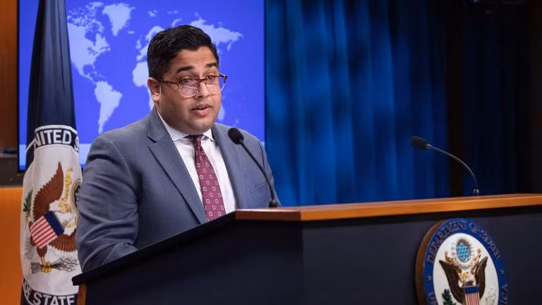 Phát ngôn viên Bộ Ngoại giao Mỹ Vedant Patel (Ảnh: Getty)